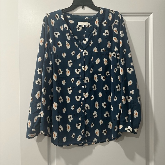 Skies Are Blue Overlay Button Down Front Pocket Long Sleeve Floral Top, 2x - Picture 1 of 7
